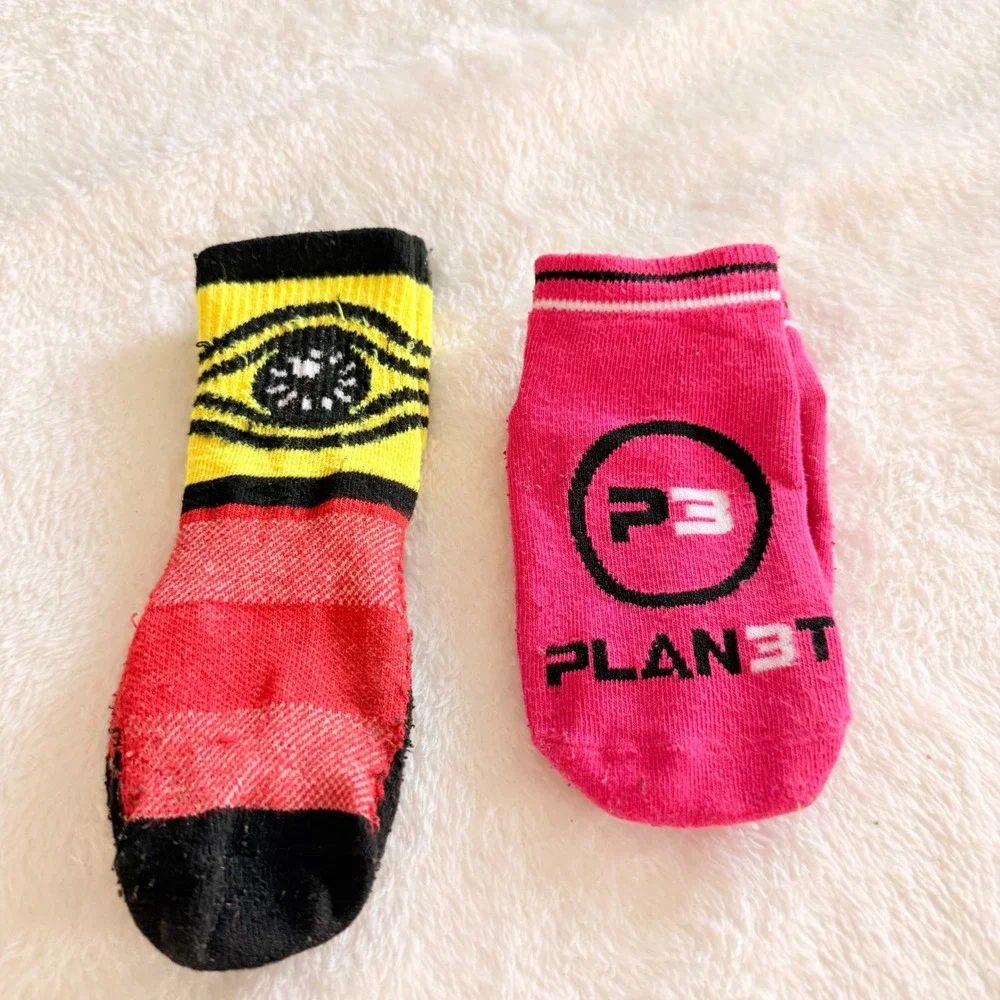 Kids Planet 3‎ Trampoline Socks Bundle 2 Pairs Pink Yellow Size S/M